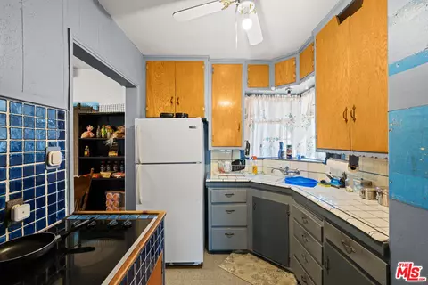 515 N Rose Ave, Compton, CA 90221 photo 21