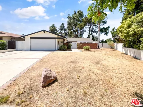 39 Edgar Ct, Newbury Park, CA 91320