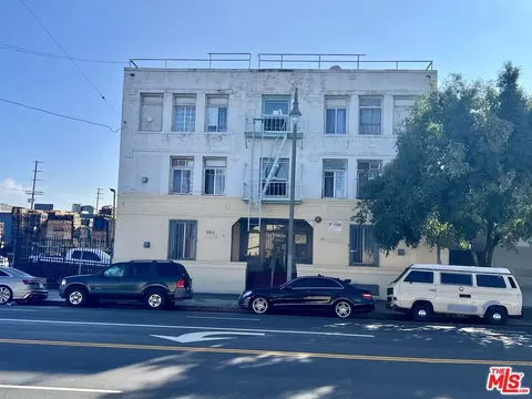 3212 S Main St, Los Angeles, CA 90007