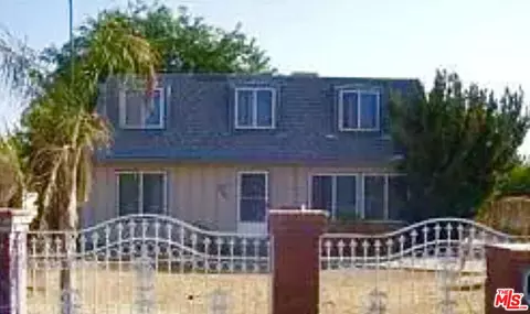 1761 E Crabtree Ave, Porterville, CA 93257