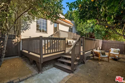 2250 N Alvarado St, Los Angeles, CA 90039
