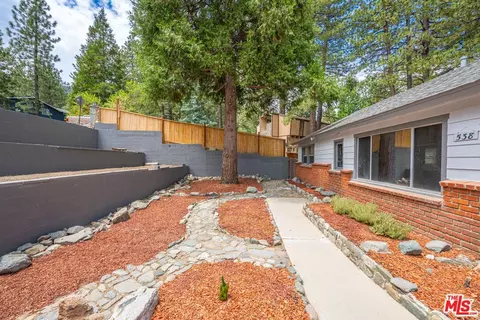 Exterior - 538 Lark Rd, Wrightwood, CA 92397 photo 5 of 5