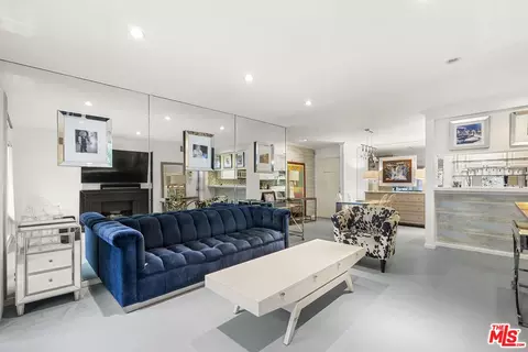 950 N Kings Rd #141, West Hollywood, CA 90069