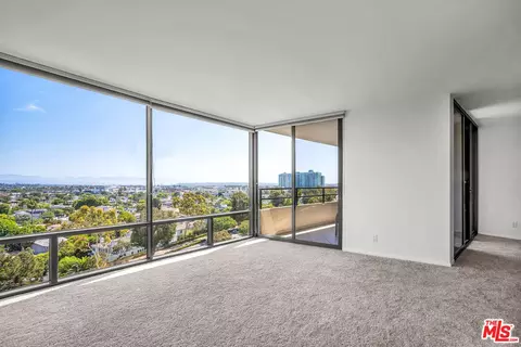 4337 Marina City Dr #643ETN, Marina Del Rey, CA 90292