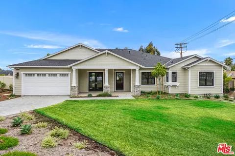 2527 Ivy Rd, Oceanside, CA 92054