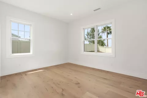 Bedroom - 2527 Ivy Rd, Oceanside, CA 92054 photo 1 of 8