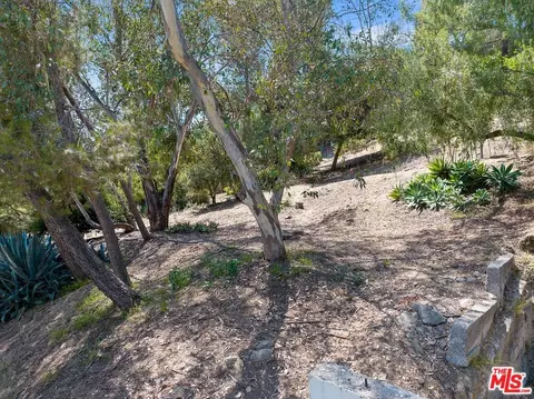 Undisclosed, Los Angeles, CA 90065