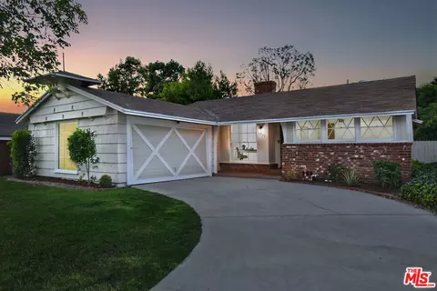 13421 Weddington St, Sherman Oaks, CA 91401