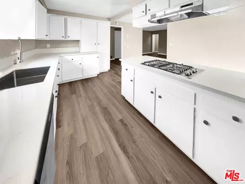 Kitchen - 650 Elsmere Dr, Carson, CA 90746 photo 2 of 3