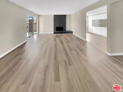Living - 650 Elsmere Dr, Carson, CA 90746 photo 1 of 2