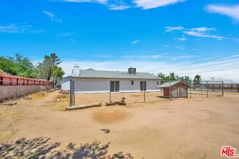 14891 Lilac St, Hesperia, CA 92345 photo 22