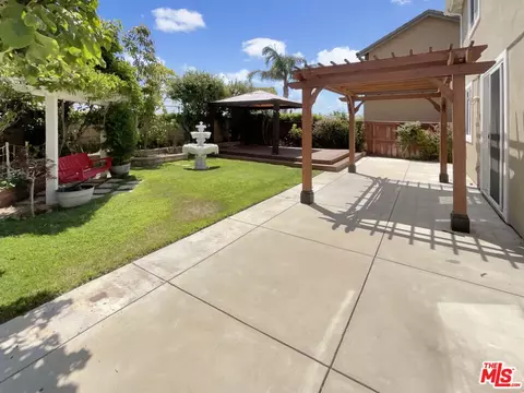 Exterior - 812 Gitano Dr, Oxnard, CA 93030 photo 2 of 2