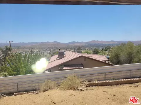 6383 Murrieta Ave, Yucca Valley, CA 92284 photo 16