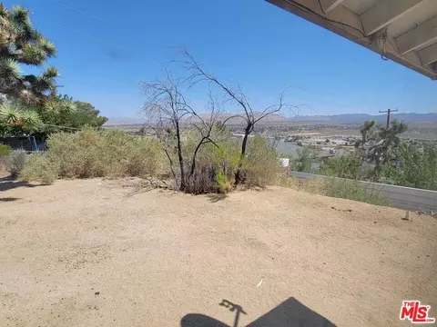 6383 Murrieta Ave, Yucca Valley, CA 92284 photo 13
