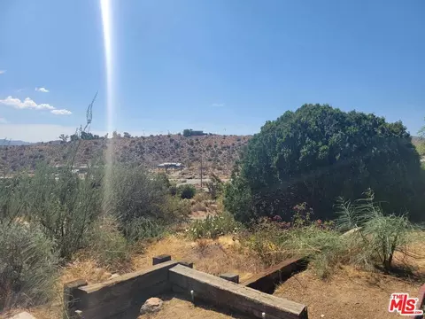 Exterior - 7618 Whitney Ave, Yucca Valley, CA 92284 photo 1 of 5
