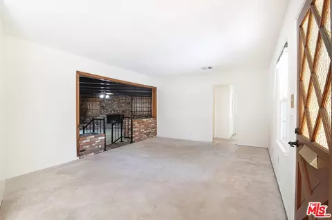 6943 Zelzah Ave, Reseda, CA 91335 photo 10