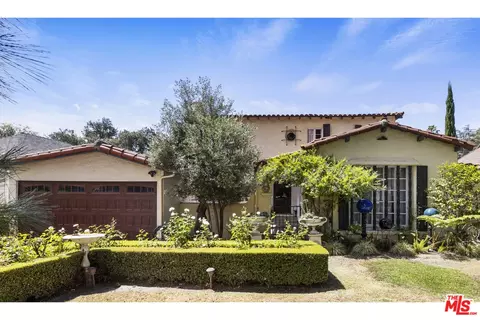 1638 Santa Barbara Ave, Glendale, CA 91208