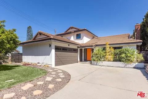 4765 Round Top Dr, Los Angeles, CA 90065
