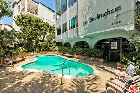 6150 Buckingham Pkwy #104, Culver City, CA 90230