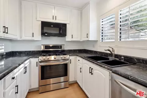 Kitchen - 17503 Prondall Ct, Carson, CA 90746 photo 2 of 5