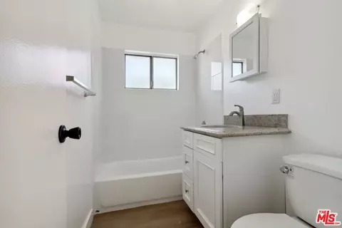 Bath - 17503 Prondall Ct, Carson, CA 90746 photo 3 of 6