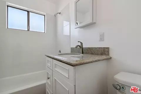 Bath - 17503 Prondall Ct, Carson, CA 90746 photo 4 of 6