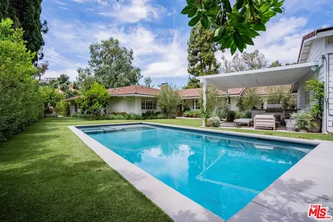 5791 Jed Smith Rd, Hidden Hills, CA 91302