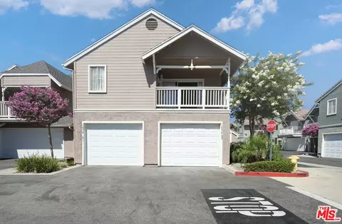 1830 Rory Ln #2, Simi Valley, CA 93063