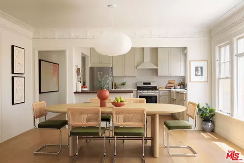 1638 Gramercy, Los Angeles, CA 90019
