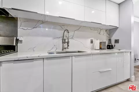 Kitchen - 9322 Shadowood Dr #C, Montclair, CA 91763 photo 4 of 6