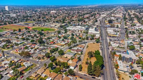 View/Area - 1212 S Temple Ave, Compton, CA 90221 photo 10 of 11