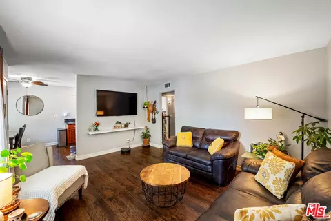 Living - 1749 Sequoia Ave, Simi Valley, CA 93063 photo 3 of 3