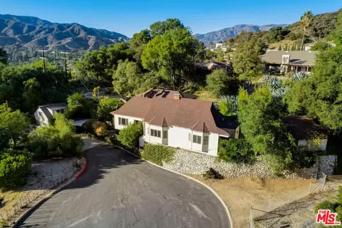 1865 Verdugo Knolls Dr, Glendale, CA 91208