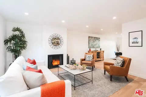 1413 Ocean Park Blvd #3, Santa Monica, CA 90405