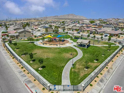 15853 Apache Plume Ln, Victorville, CA 92394 photo 7