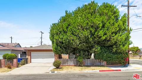 741 E Charron Pl, Compton, CA 90220 photo 3