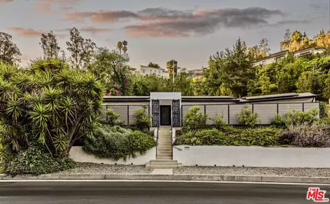 1550 Benedict Canyon Dr, Beverly Hills, CA 90210