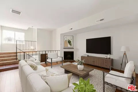 323 E Plymouth St #6, Inglewood, CA 90302