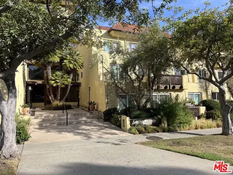 5950 Buckingham Pkwy #203, Culver City, CA 90230