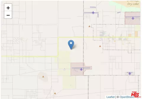 238 Stevic Ave #W6, Palmdale, CA 93591 photo 2