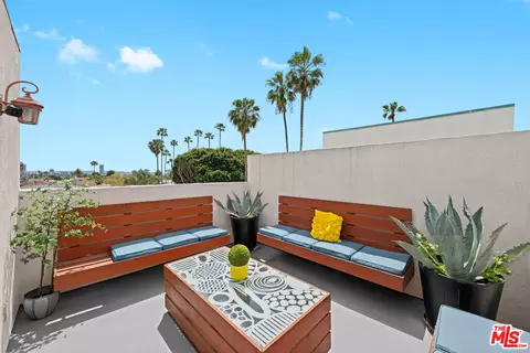 1010 N Curson Ave #108, West Hollywood, CA 90046