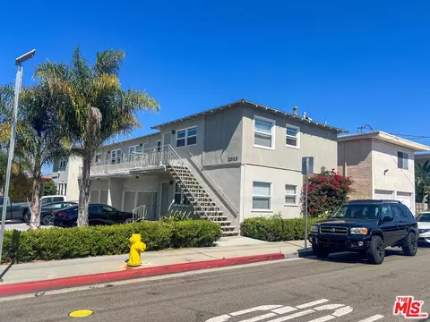 2023 Mathews Ave, Redondo Beach, CA 90278