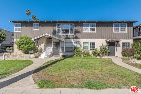 9825 Regent St, Los Angeles, CA 90034