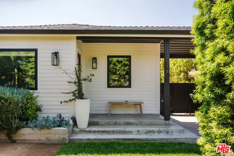 12514 Gilmore Ave, Los Angeles, CA 90066