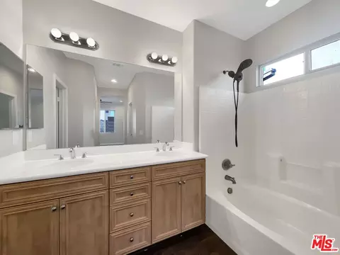 3532 Topaz Ln, Lancaster, CA 93535 photo 5