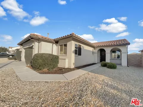 3532 Topaz Ln, Lancaster, CA 93535 photo 7
