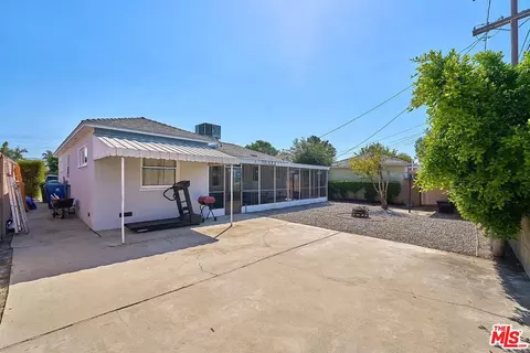 Exterior - 9055 Varna Ave, Arleta, CA 91331 photo 11 of 12