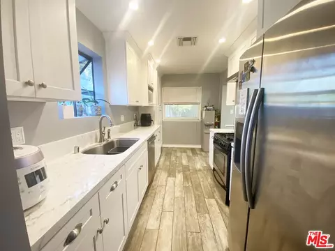 Kitchen - 9055 Varna Ave, Arleta, CA 91331 photo 2 of 2