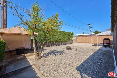 Exterior - 9055 Varna Ave, Arleta, CA 91331 photo 9 of 12