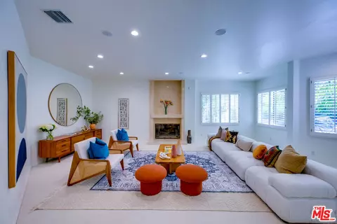 3014 Brookdale Rd, Studio City, CA 91604